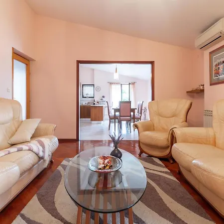 Apartment Zadar アパート ザダル