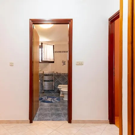 Apartment Zadar דירה זאדאר