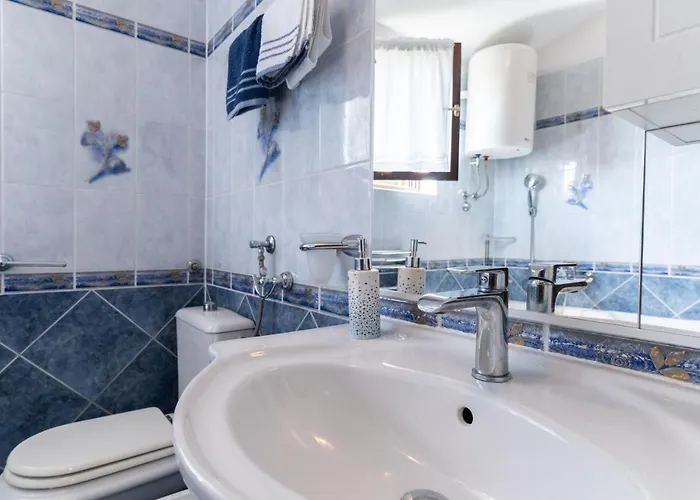 Apartment Zadar شقة