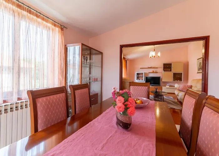 Apartment Zadar זאדאר