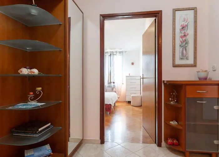 Apartment Zadar דירה *